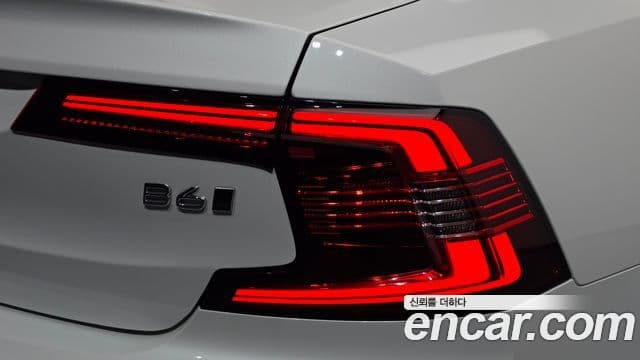 Volvo S90 2022 — ფოტო 9/38