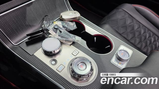 Genesis GV80 Coupe 2024 — ფოტო 10/34