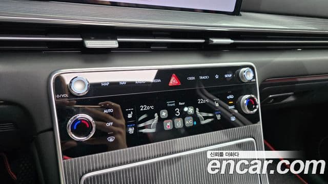 Genesis GV80 Coupe 2024 — ფოტო 24/34