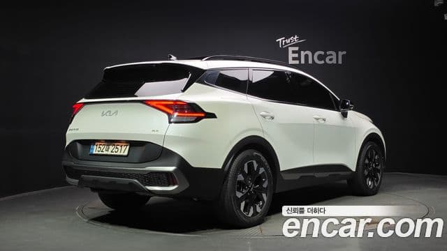 Kia Sportage 2022 — Фото 2/20