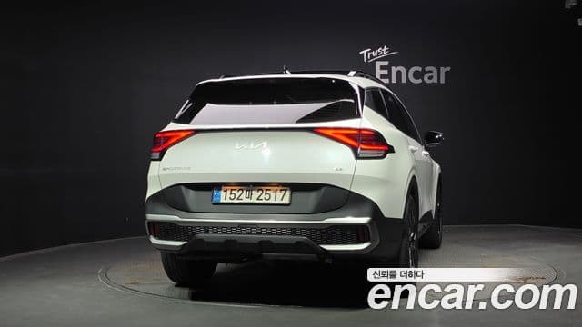 Kia Sportage 2022 — Фото 4/20