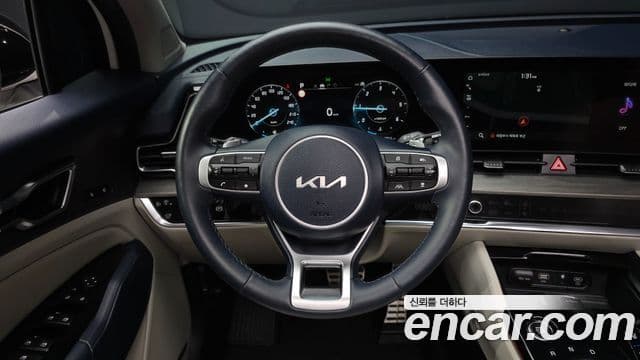 Kia Sportage 2022 — Фото 13/20