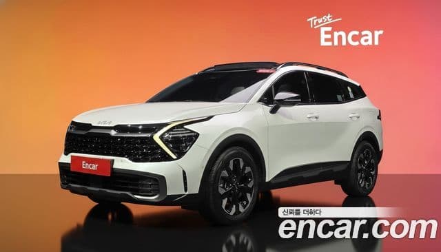 Kia Sportage 2022 — Фото 1/20