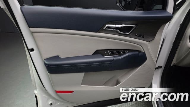Kia Sportage 2022 — Photo 11/34