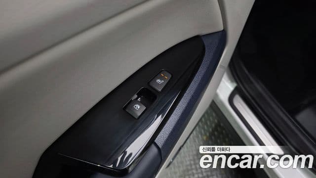 Kia Sportage 2022 — Photo 4/34