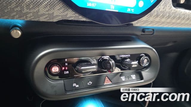 Mini Cooper Electric 2024 — ფოტო 9/20