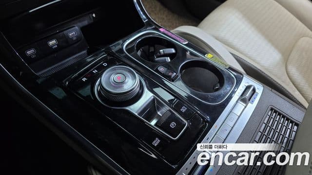 Kia Carnival 2021 — Фото 9/20