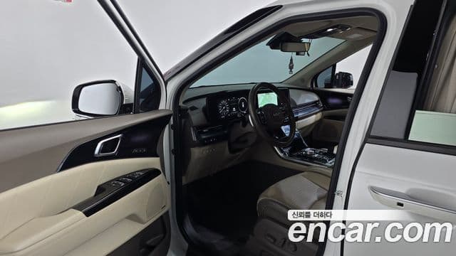Kia Carnival 2021 — Фото 10/20