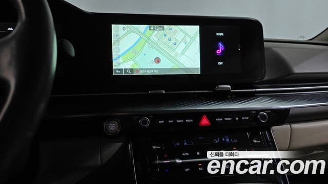 Kia Carnival 2021 — Фото 12/20
