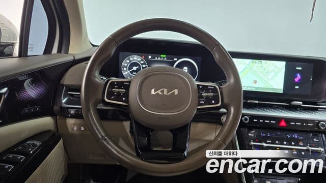 Kia Carnival 2021 — Фото 13/20