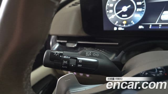Kia Carnival 2021 — Photo 25/36