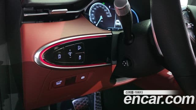Genesis GV70 2022 — Şəkil 21/33