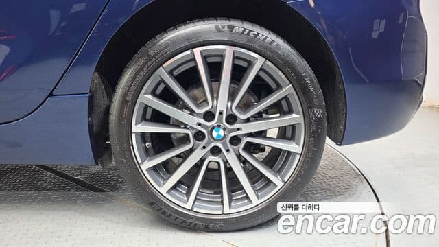 BMW 2 Series Active Tourer 2020 — Şəkil 29/32