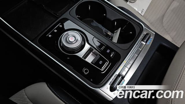 Kia Carnival 2024 — Фото 9/20