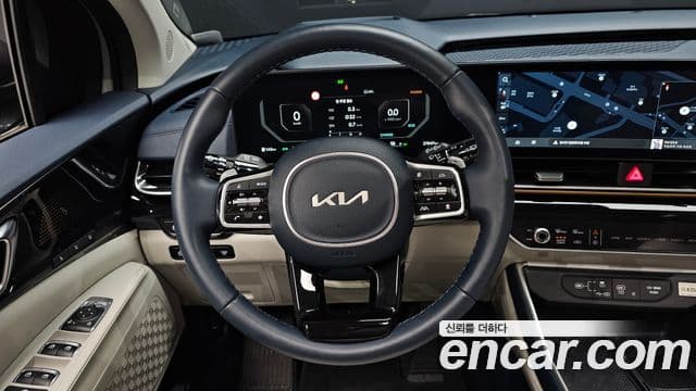 Kia Carnival 2024 — Фото 13/20