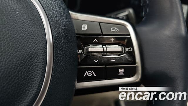 Kia Carnival 2024 — ფოტო 14/43