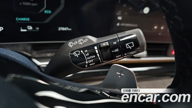 Kia Carnival 2024 — ფოტო 8/43