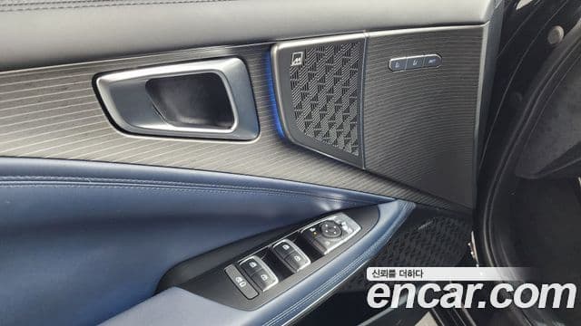 Kia K8 2024 — Photo 24/38