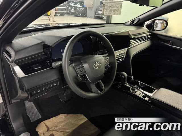 Toyota Camry 2026 — Photo 3/12
