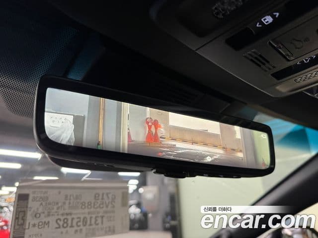 Toyota Camry 2026 — Photo 9/12
