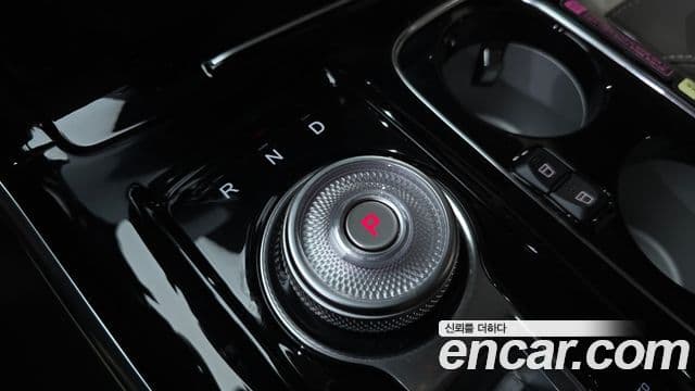 Kia Carnival 2023 — Фото 9/20