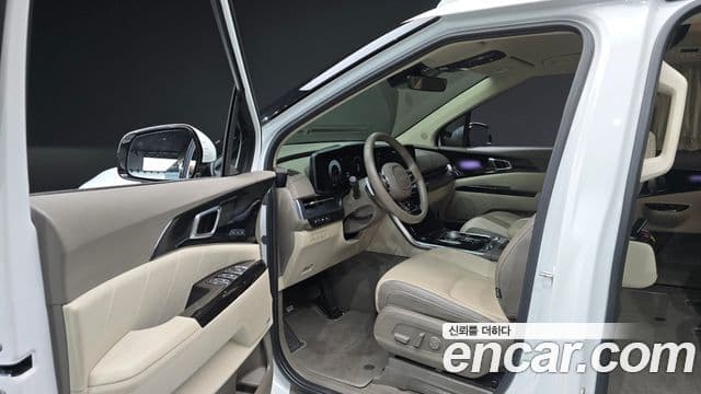 Kia Carnival 2023 — Фото 10/20