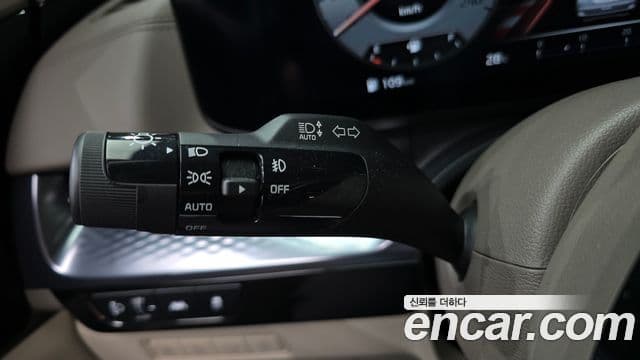 Kia Carnival 2023 — Şəkil 19/35