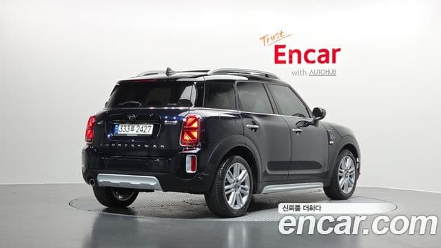 Mini Cooper Countryman 2023 — Şəkil 18/33
