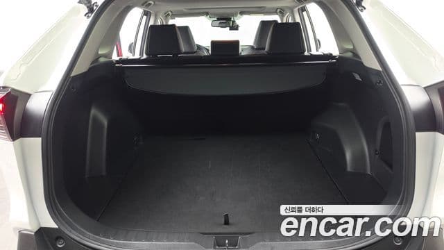 Toyota RAV4 2021 — Фото 20/20