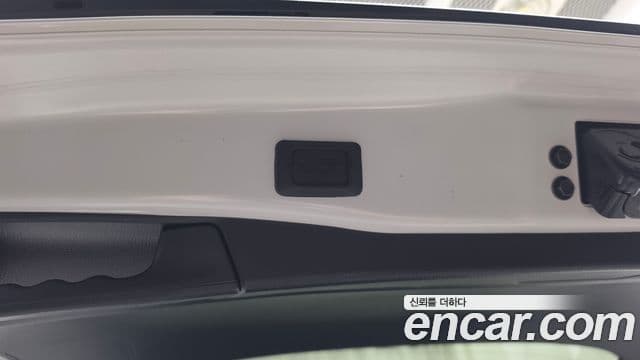 Toyota RAV4 2021 — ფოტო 33/33