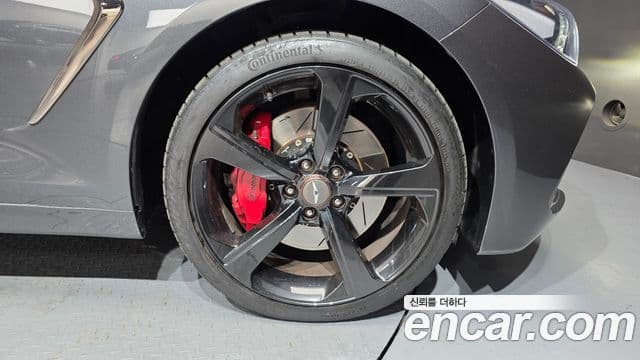 Genesis G70 2019 — ფოტო 16/43