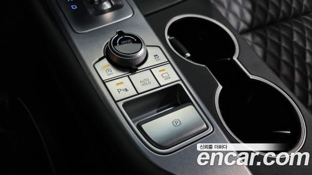 Genesis G70 2019 — ფოტო 11/43