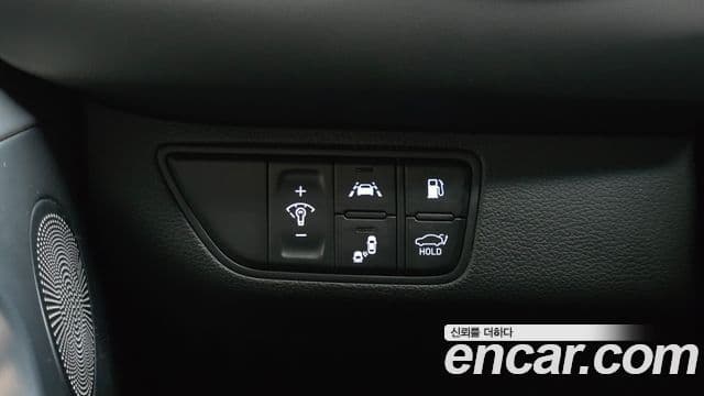 Genesis G70 2019 — ფოტო 33/43