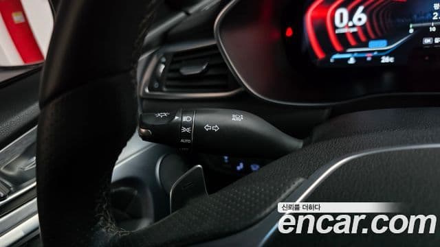 Genesis G70 2019 — ფოტო 38/43