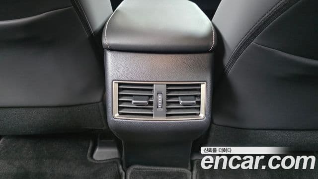 Lexus NX300h 2021 — ფოტო 21/32