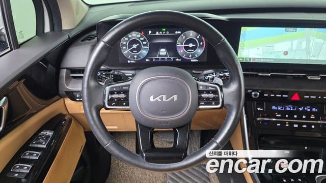 Kia Carnival 2021 — Фото 13/20