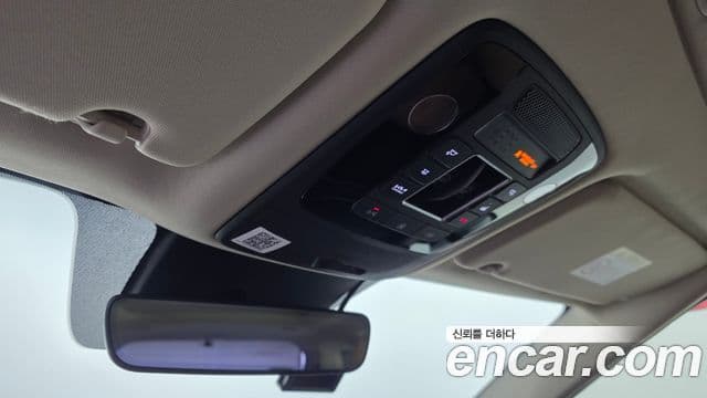 Kia Carnival 2021 — Фото 16/20