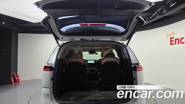 Kia Carnival 2021 — Фото 20/20
