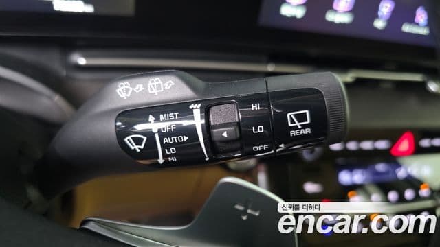 Kia Carnival 2021 — ფოტო 6/36