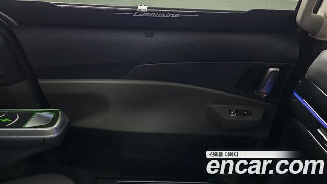 Kia Carnival 2025 — ფოტო 36/41