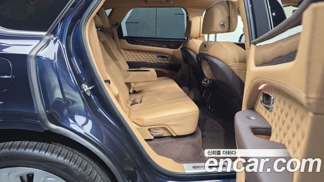 Bentley Bentayga 2022 — Şəkil 4/20
