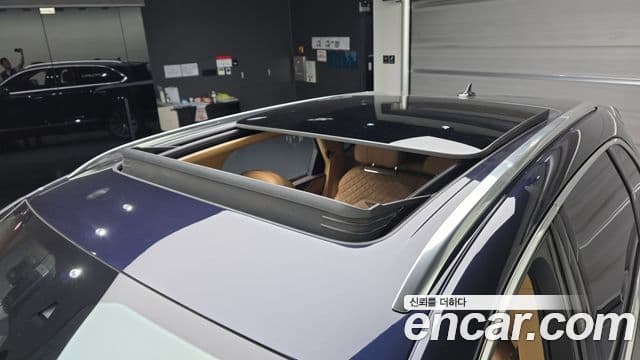 Bentley Bentayga 2022 — Şəkil 6/20
