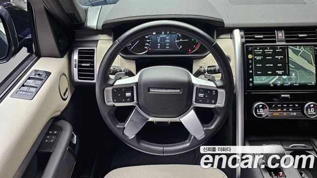 Land Rover Discovery 5 2023 — Фото 13/20