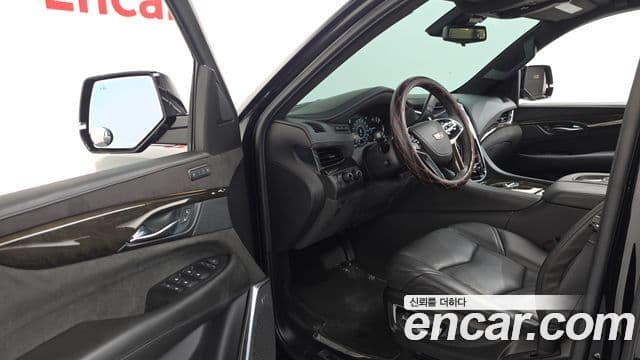 Cadillac Escalade 2020 — Şəkil 33/41