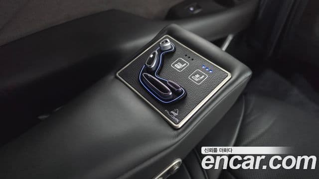 Cadillac Escalade 2020 — Şəkil 30/41