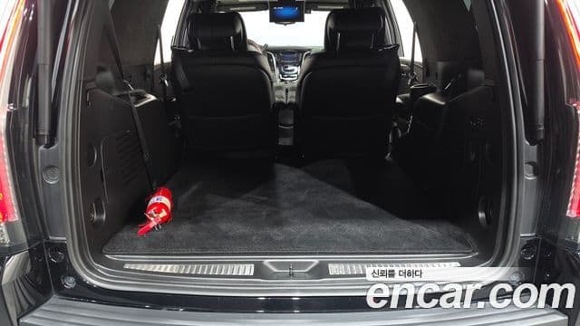 Cadillac Escalade 2020 — Şəkil 17/41