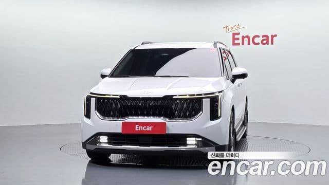 Kia Carnival 2023 — Фото 3/20
