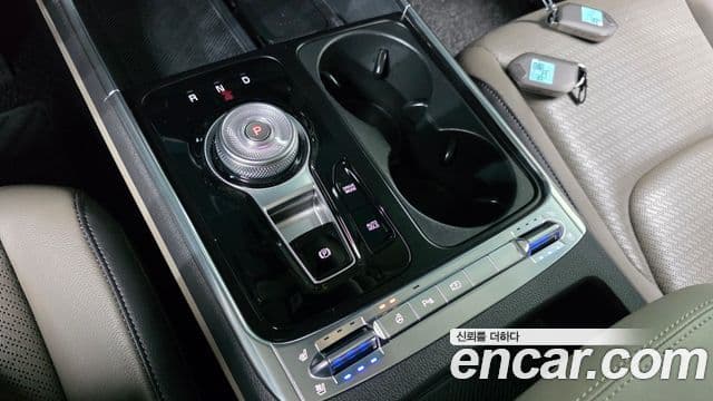 Kia Carnival 2023 — Фото 9/20