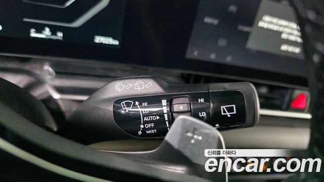 Kia Carnival 2023 — Фото 20/20