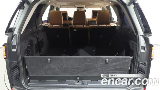 Land Rover Discovery 5 2020 — Фото 20/20